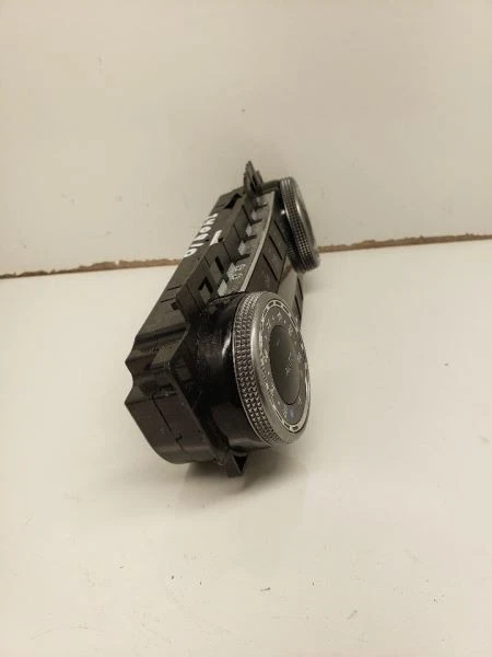 Control Temperatura 204 Tipo C250 Delantero Se Adapta 09-10 MERCEDES CLASE C 1249823 Foto 2 de 4