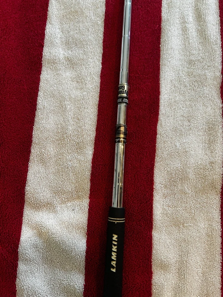 Tommy Armour GXT 56* Loft, 12* Rebote, Acero Rígido Derecha, 35.5" Foto 3 de 4