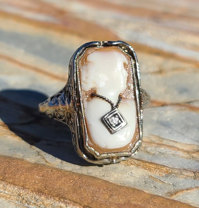 Antique 1928 Art Deco 14K White Gold Diamond Black Onyx Shell