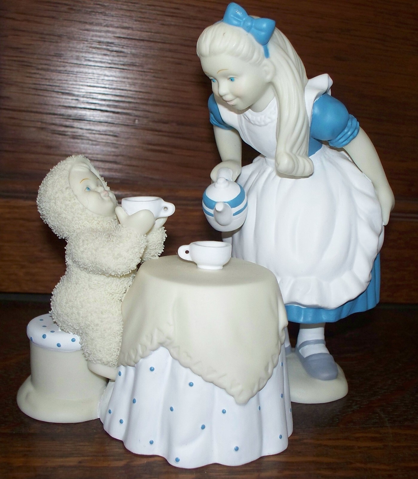Dept 56 Snowbabies Tea for Two Retired 2001 Guest Collection No Box