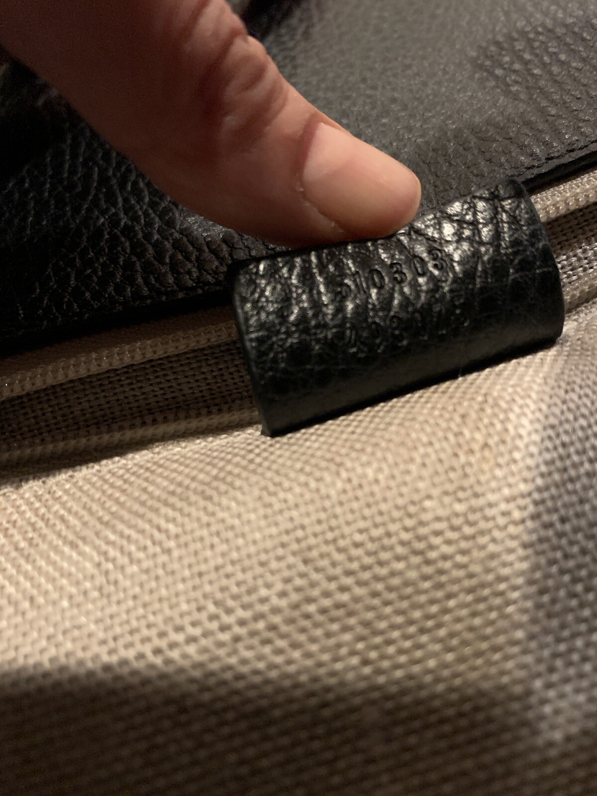 Gucci medium interlocking shoulder bag - image 6