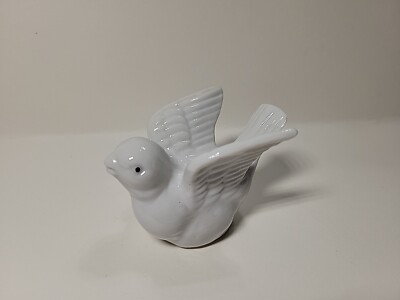 Vintage White Porcelain Bird Sparrow Figurine Japan