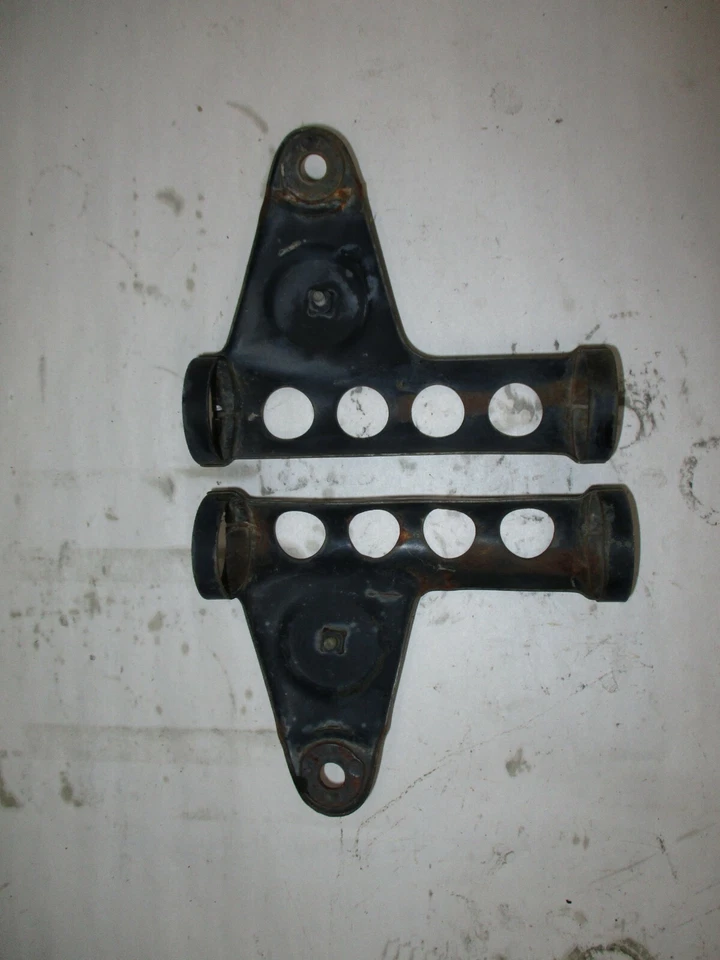 Orejas de faros Honda SL 350 K1 1970 Foto 3 de 3