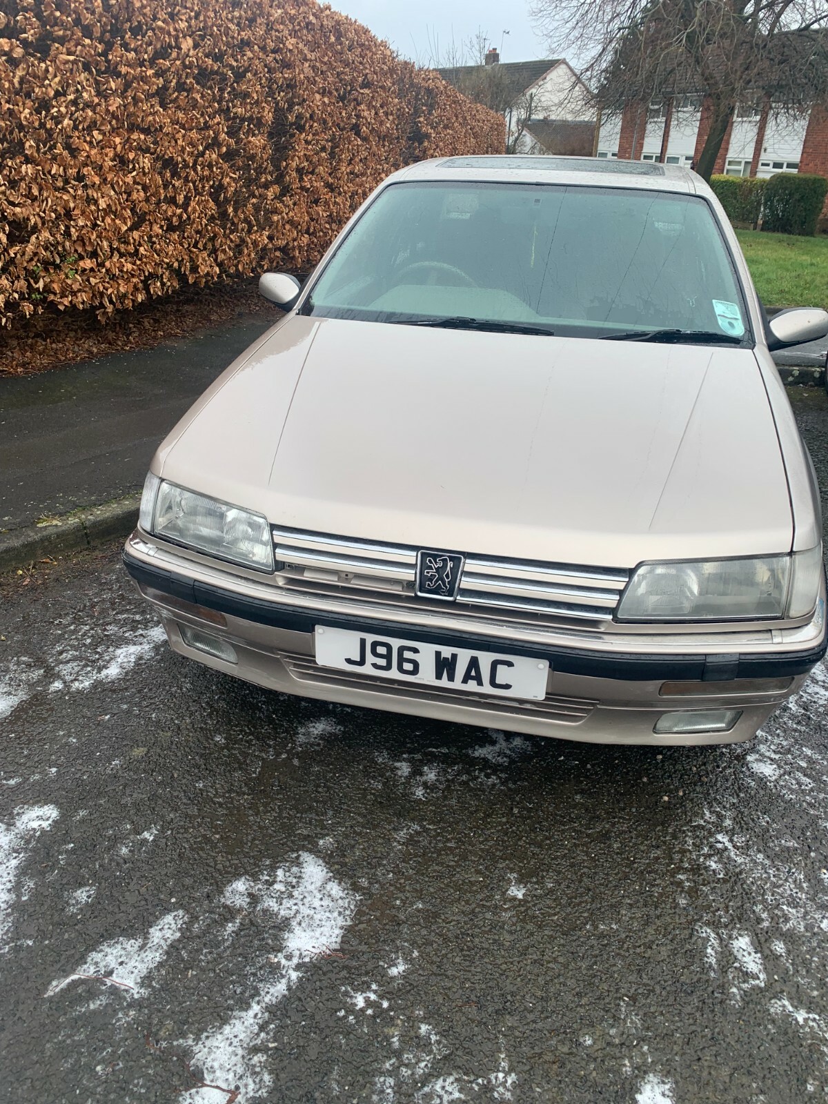 Image 01 - Very rare peugeot 605sv auto 9 months mot