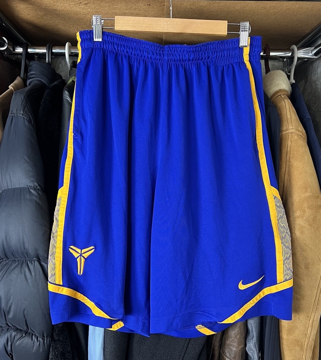 kobe bryant shorts nike