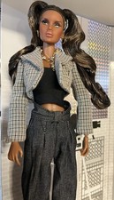 Integrity: Very Necessary Hollis Hughes Tulabelle , No Box, Beautiful 🤩 LOOK