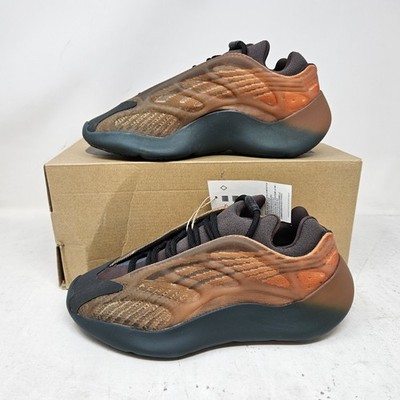 Adidas Kanye Yeezy Boost 700 V3 'Copper Fade' / GY4109 / Men's 5.5 , Women's 6.5