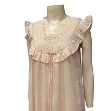Vintage Pale Pink Prairie Nightgown Lace Ruffle Floral Embroidered Medium 