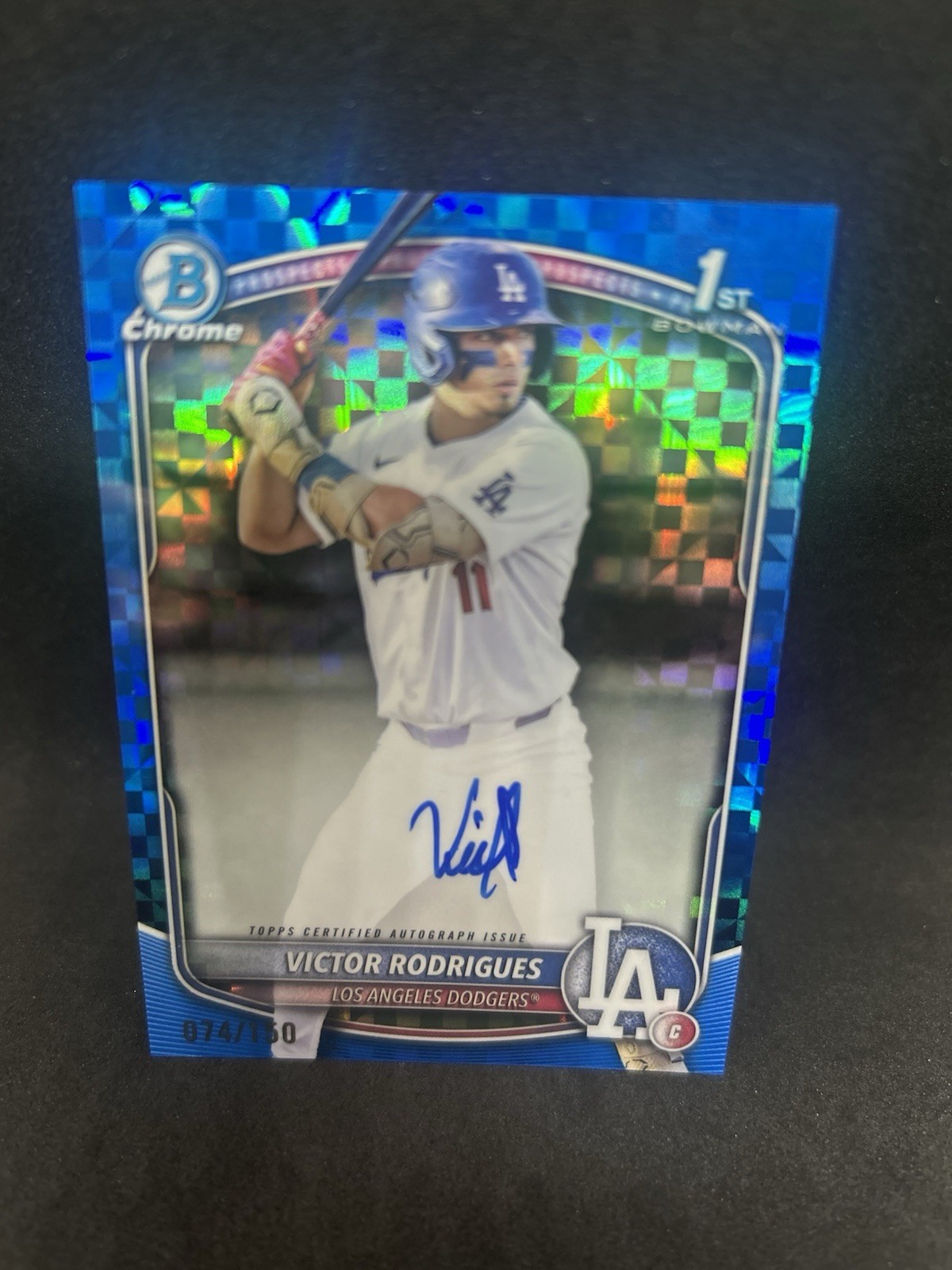 2025 Bowman Victor Rodrigues Chrome Auto Blue Xfractor  1st /150 Autograph