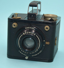 Kodak Brownie Flash Six-20 Box Camera VINTAGE DISPLAY DECOR