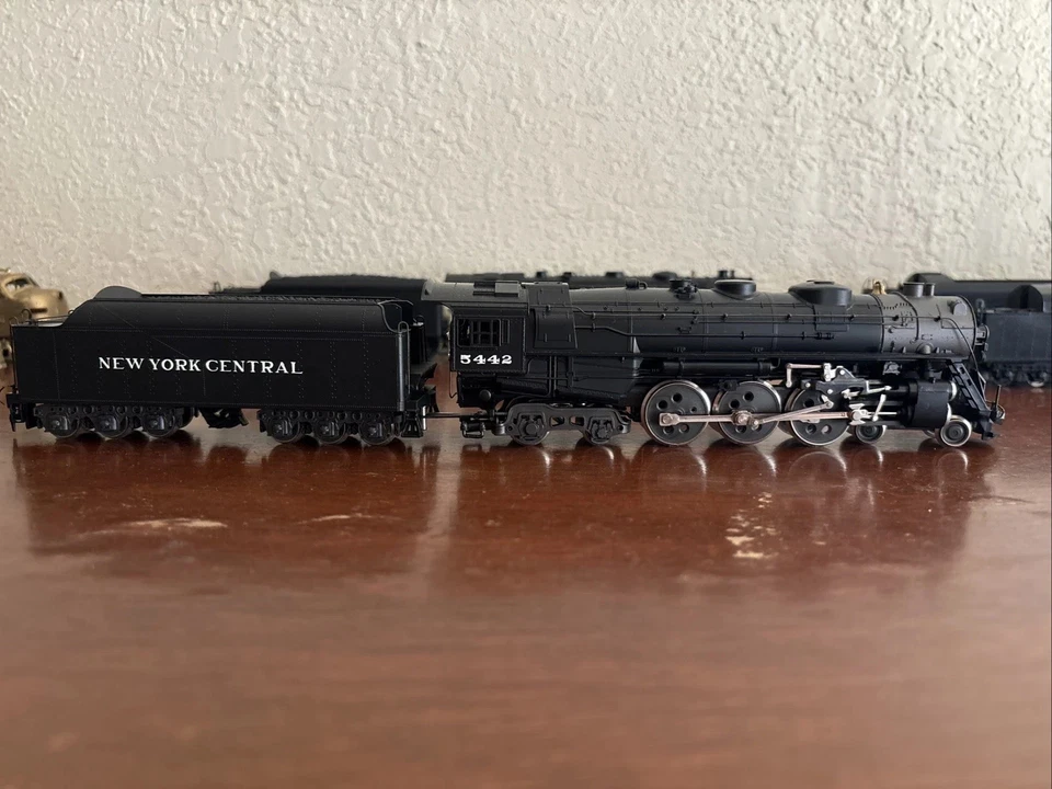 HO Scale Rivarossi 4-6-4 Hudson 5442 Scullin Disk Drivers - Image 4 of 4