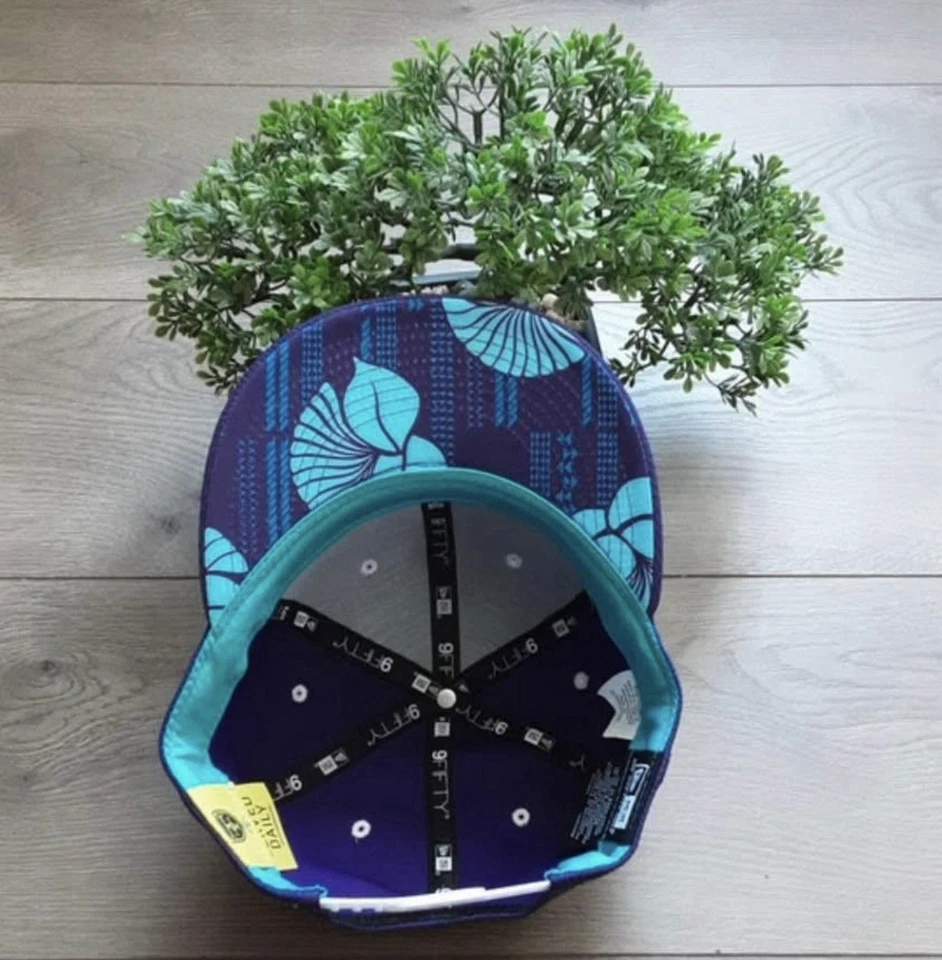 Fitted Hawaiian Airlines New Era Hat/ Merger Pin. Brand New. - Image 2 of 4