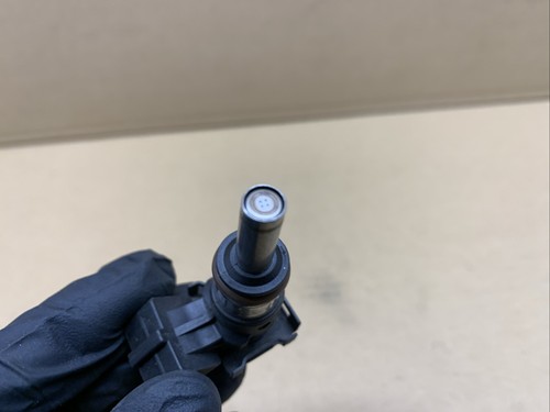 Bmw F 800 St S 2006 - 2013 Fuel Injector - Picture 6 of 7