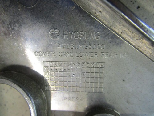 Er. Hyosung GV 125 Aquila Apertura Pedana Posteriore Destra Ghiera Cromata Cromo - Picture 3 of 3