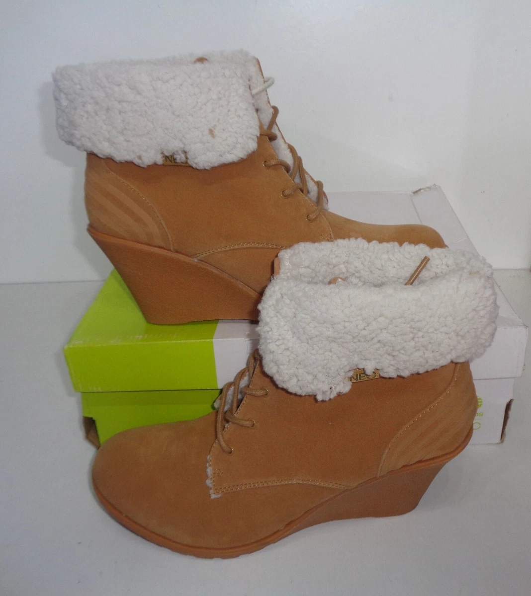 Adidas heel shop boots