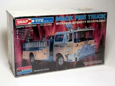Monogram 1214 1/32 Scale SnapTite Mack Cab Forward Fire Truck Plastic Model Kit