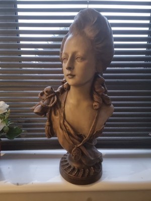 Französische Marie Antoinette Skulptur Büste von Nelson Van Den Kerckhoven 19. Jahrhundert