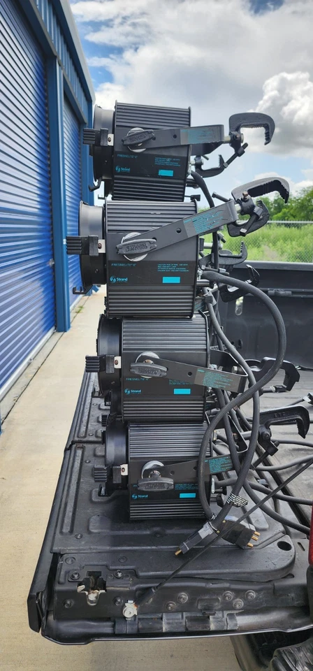 STRAND LIGHTING  6" FRESNELITE 1K - 2K FRESNEL STUDIO Light  12181 120V AC - Image 4 of 4