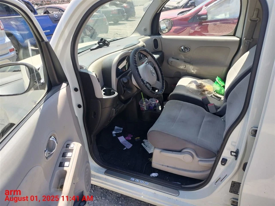 WHT LEFT REAR DOOR ASSEMBLY 2009-2010 NISSAN CUBE - Image 2 of 4