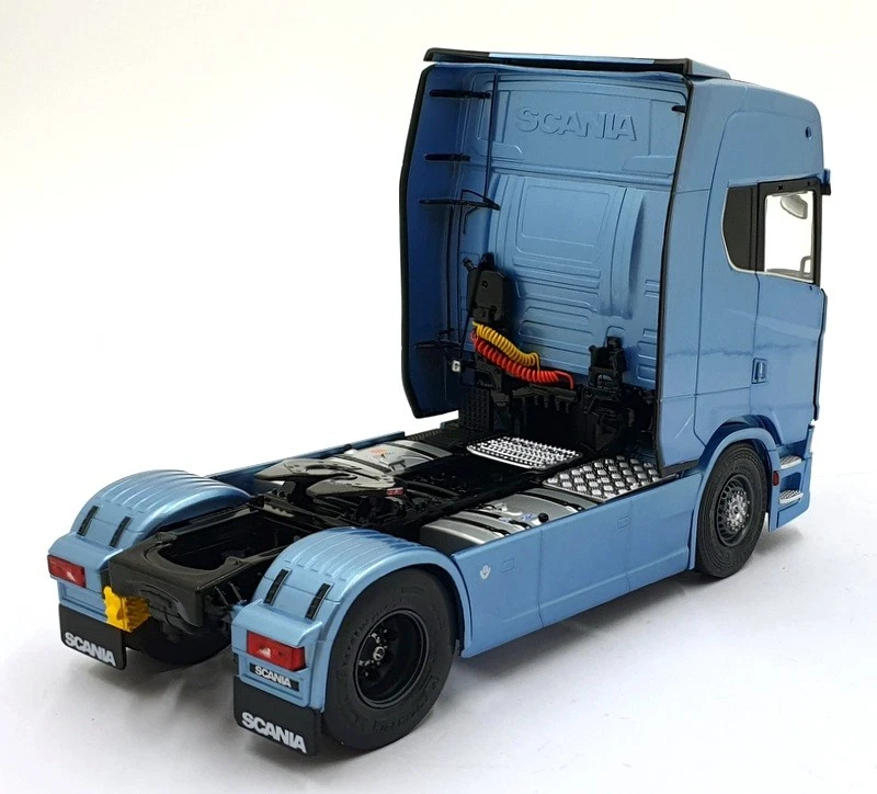 Solido 1/24 Scale S2400304 2023 Scania S770 Highline - Frost Edition - Image 2 of 4