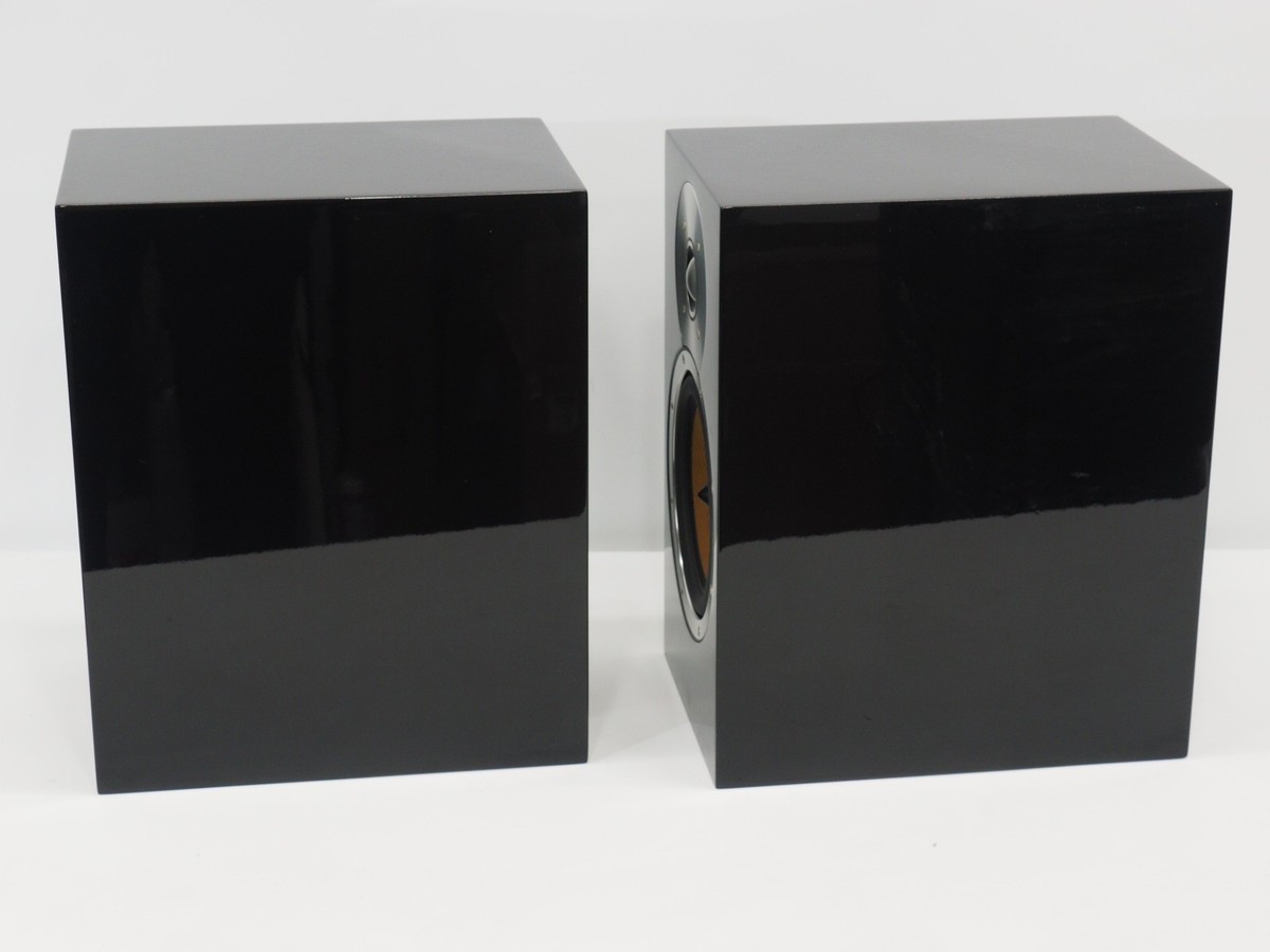 Bowers & Wilkins B&W CM5 Bookshelf Speakers Pair Black Operation