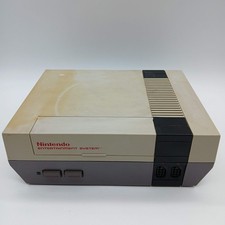 PARTS Nintendo NES Original Video Game Console NES-001- FOR PARTS