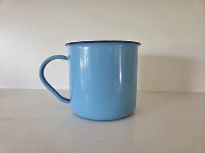 Vintage Emaille Kanne / Becher - hellblau - groß - unbeschädigt