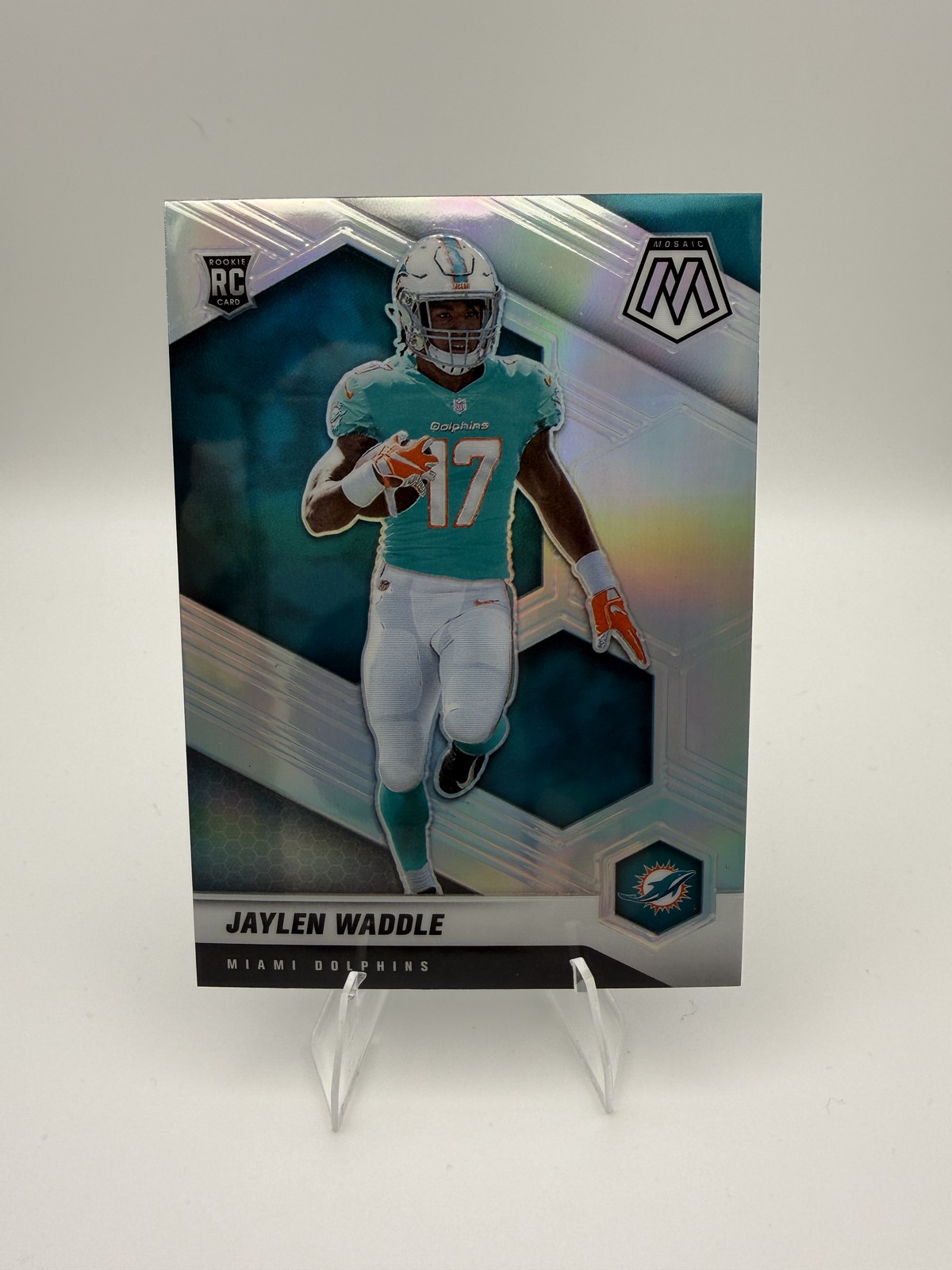 2021 Panini Mosaic #308 Jaylen Waddle Prizm Silver