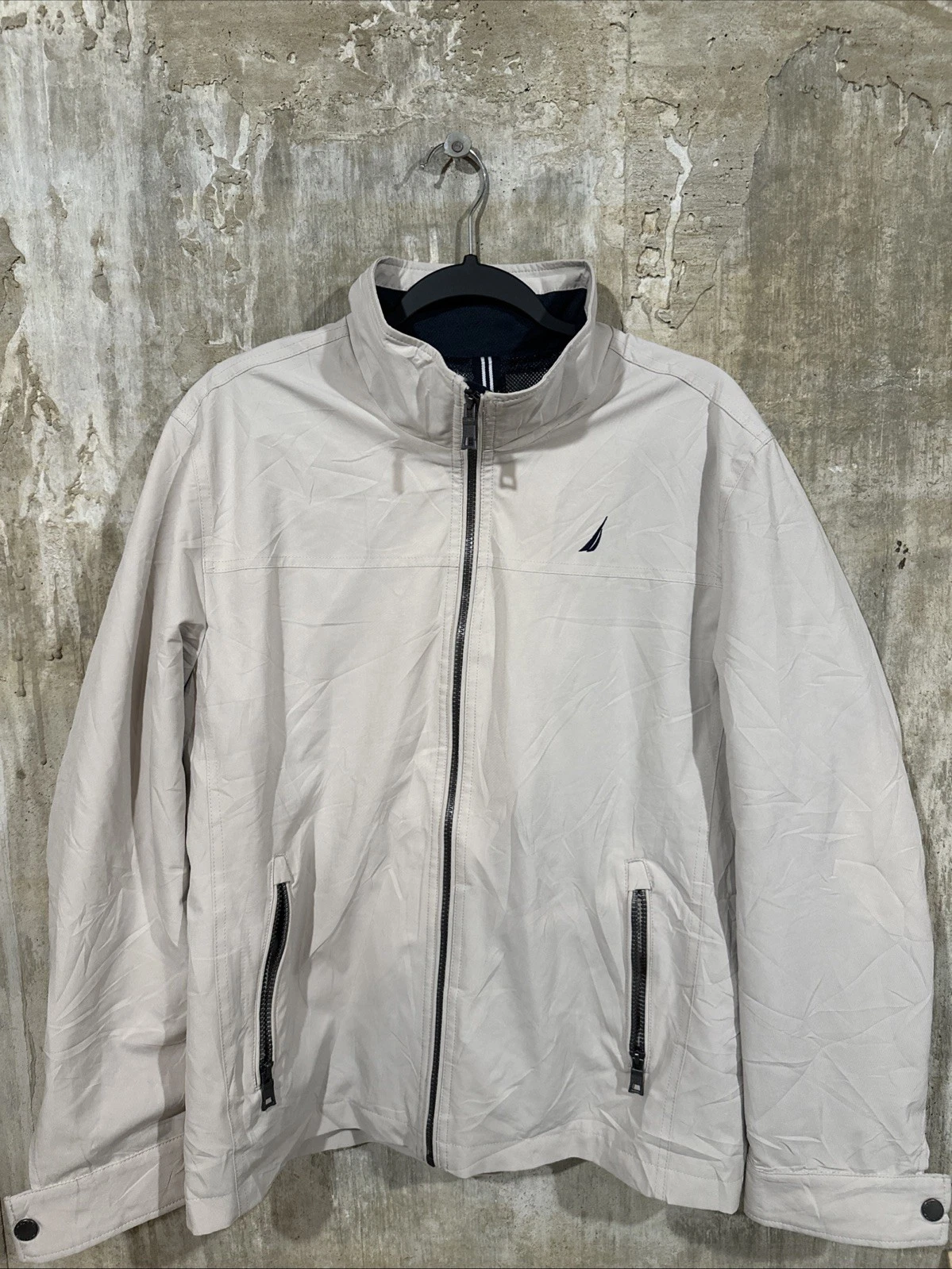 Nautica Men's Lightweight Windbreaker Stretch Athletic Full Zip Jacket Medium
Opens in a new window