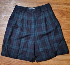 Vintage Rafaella 100 Wool Green Plaid High Waisted Shorts Pleated Front Size 6