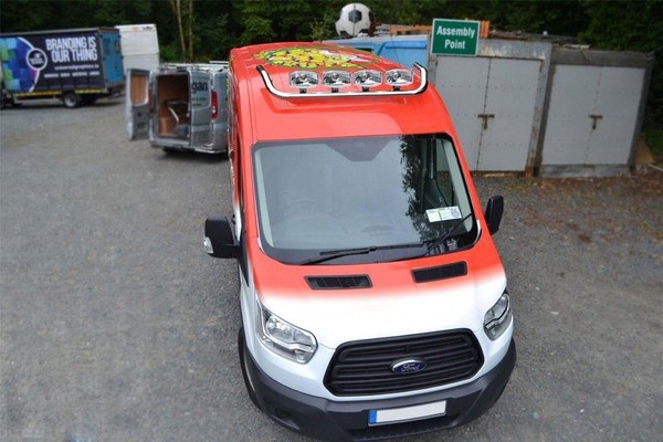 DachträGer + Spots FüR Ford Transit MK9 2021+ Front Mittel Hoch Edelstahl Vorne-image