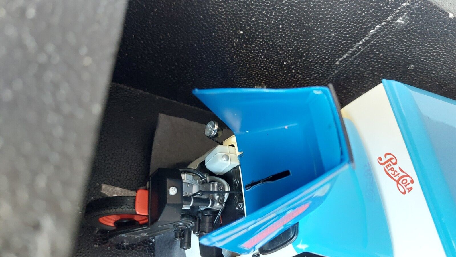 Picture 9 of 15