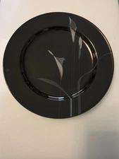 Mikasa Galleria OPUS BLACK FK701 Dinner Plate 11 1/8" Calla Lily Glossy