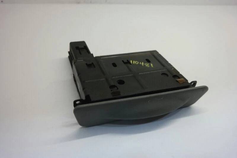 2002-2004 Ford F350 Sd Dash Cup Holder Cupholder  - Image 3 of 4