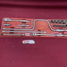 Vintage Snap On Tools 18 Piece 3/8" Drive SAE 12 Point Socket Set USA