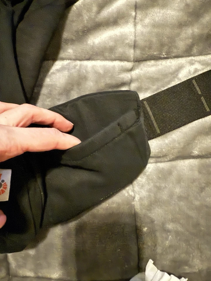 Ergobaby Omni Deluxe Baby Carrier Onyx Black NWT/NIB - Image 4 of 4