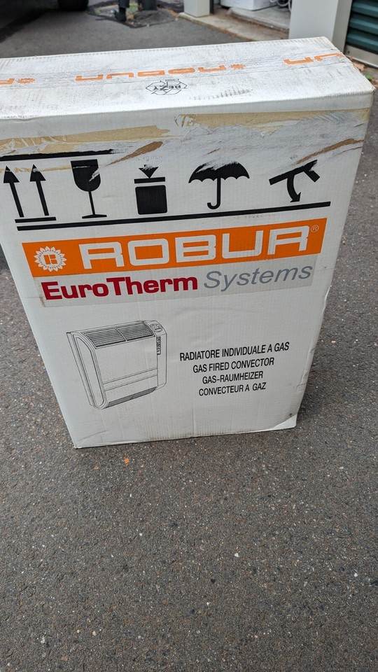 Brand New Robur EuroTherm LP Gas Wall Heater 5001 Gas Fired Convector