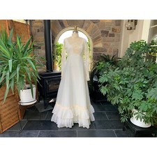 Vintage 1970s Ivory Dotted Swiss and Lace Bohemian Wedding Dress Long Match Veil