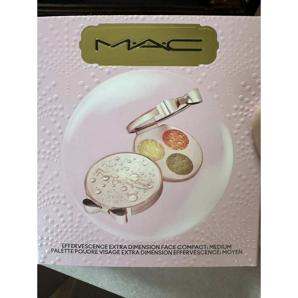 MAC 2022 Holiday Bubbles Bows Effervescence Extra Dimension Face Compact MEDIUM - Image 3 of 4