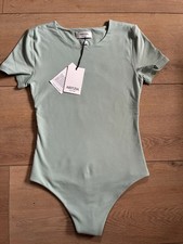 Aritzia Contour Casual Contour Short Sleeve Crewneck Bodysuit in Sage Green-Size