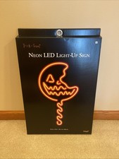 Trick 'r Treat Neon LED Light-Up Sign Halloween Decor 9.5x16 Spirit USB Wall Art