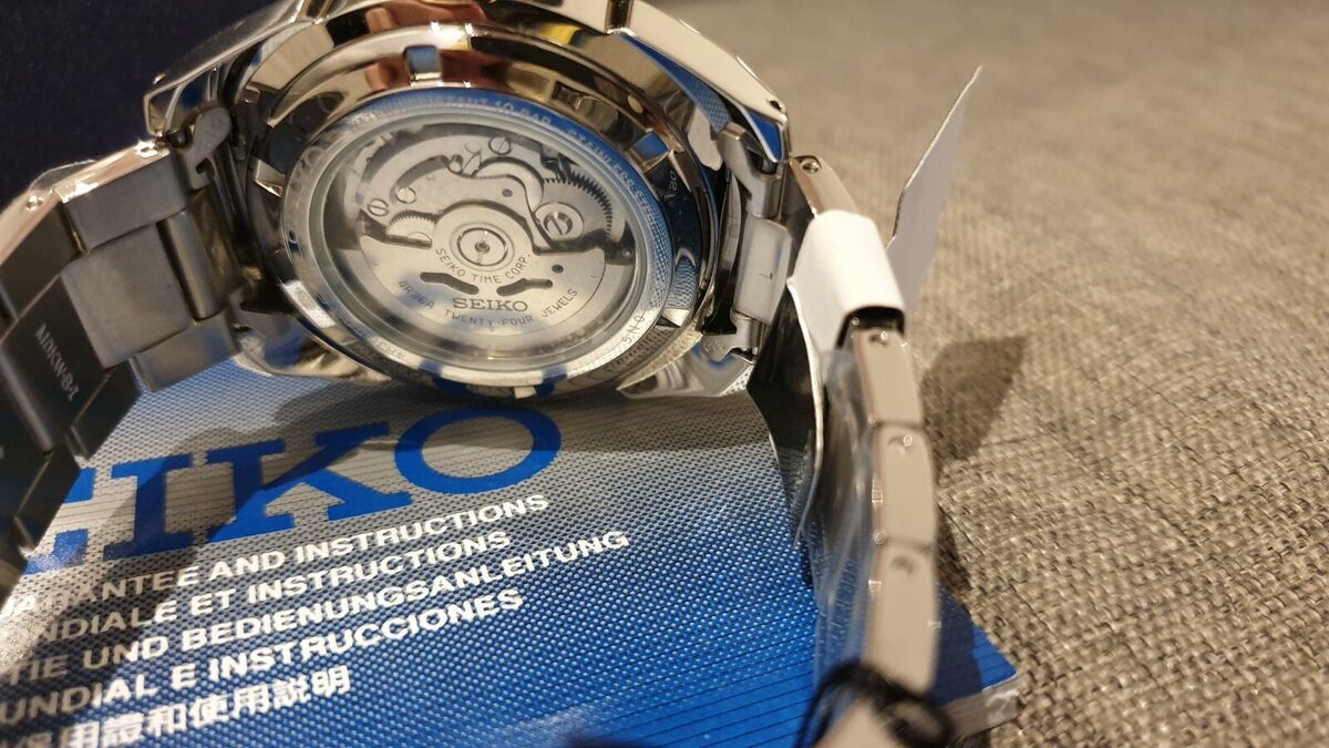 SEIKO 5 Sports SRP745K1 Yellow Stainless Steel Automatic SEIKO 5 Sports SRP745K1 Yellow Stainless Steel Automatic