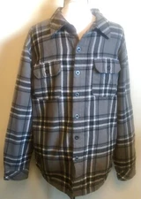 Men’s Shaka Wear Thick Gray Plaid Style Size Large Shirt/jacket