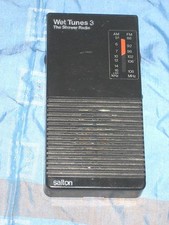 1985 Salton Wet Tunes AM Shower Radio