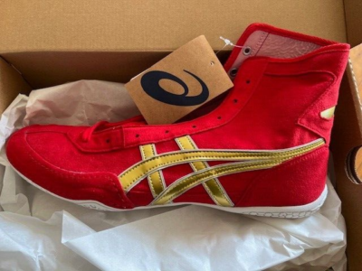 ASICS Wrestling Shoes 1083A001 Red x gold silver Successor to