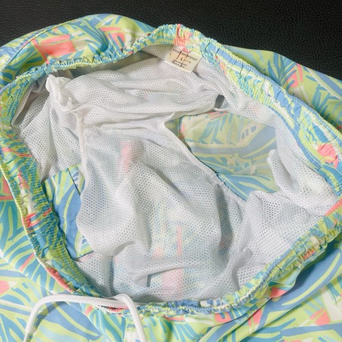 Vineyard Vines Badehose grün rosa Flaggen Shorts Gr. L gefüttert mit Kordelzug - Bild 5 von 6