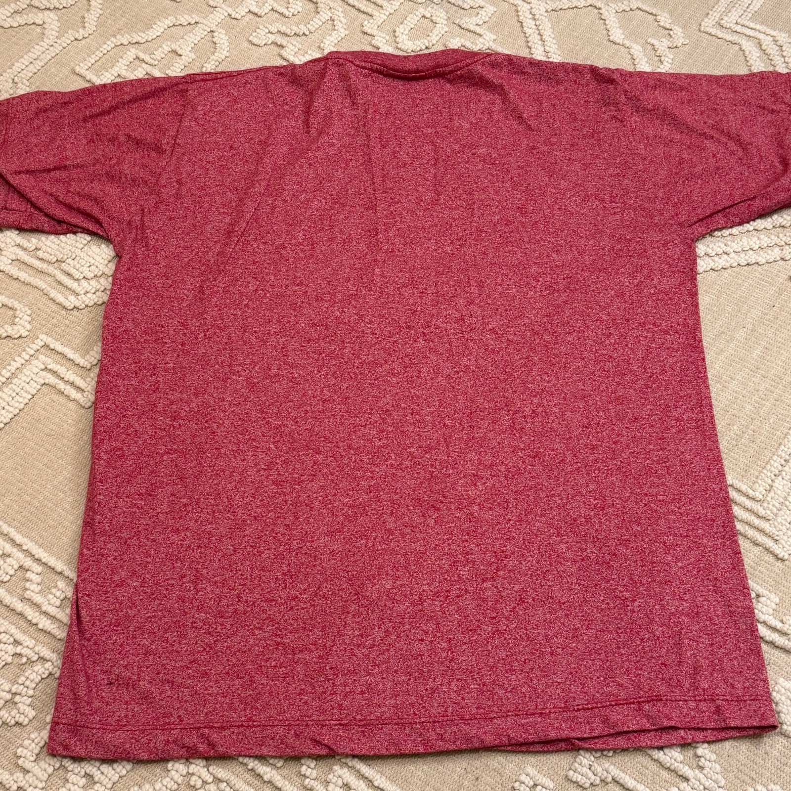 Zaburis Red T-shirt medium Men's Burmese Myanmar Alphabet Script Graphic tee image 4