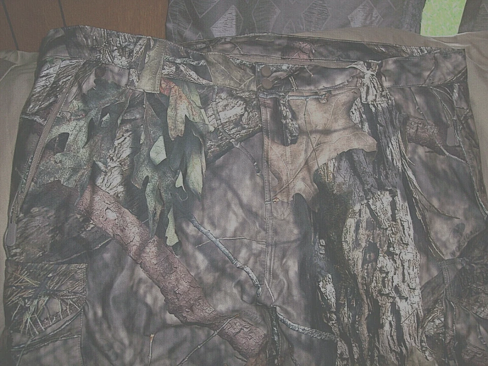 3X Camo Pants Waterproof Hunting Pants Mossy Oak Country Insulated Pants $100 - Image 2 of 4