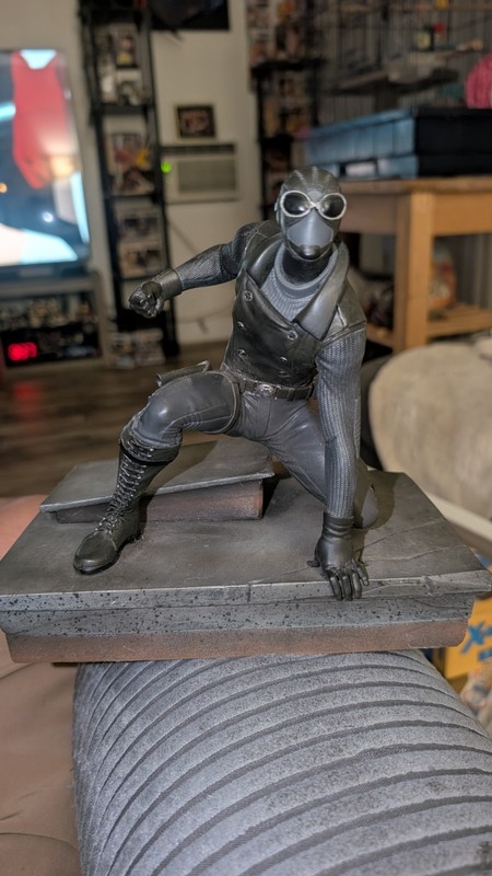 Marvel Gamerverse Gallery GameStop Exclusive Spider-Man Noir PVC Diorama Black