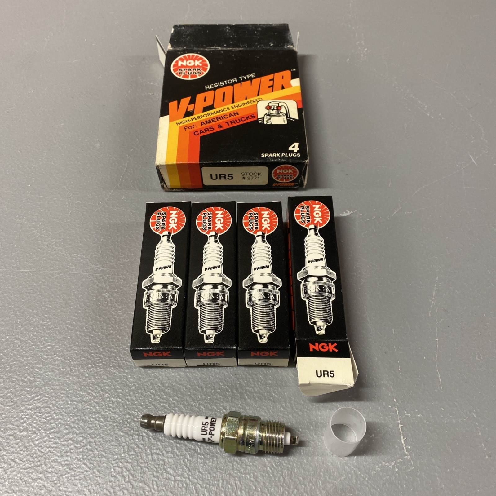 Set Of 4 NGK UR5 V-Power Spark Plugs NOS